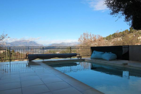 Sur les hauteurs de Nice, belle villa idéale en famille ou entre amis